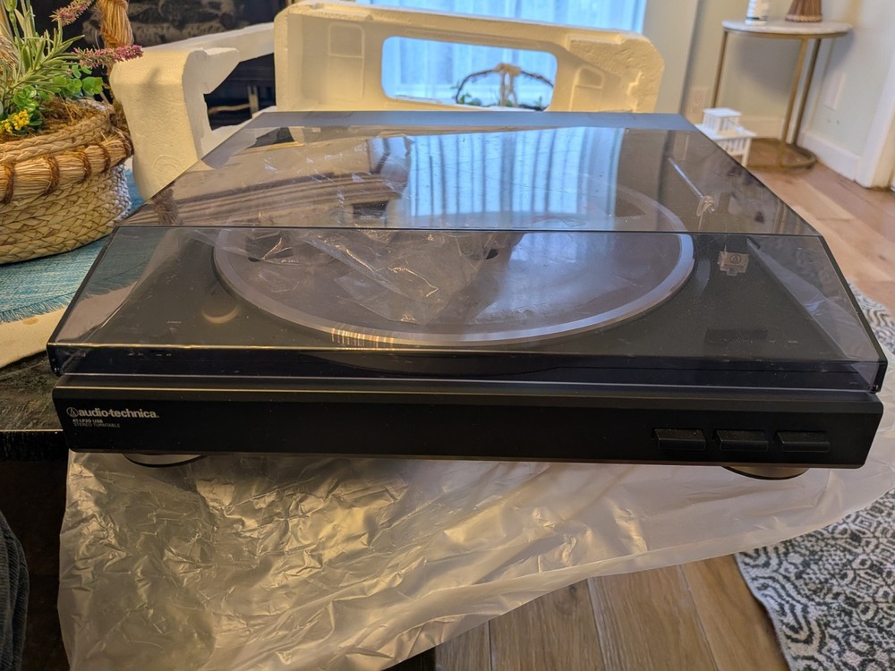 Audio Technica AT-LP2D-USB Fully Automatic Stereo Turntable *Never Used*