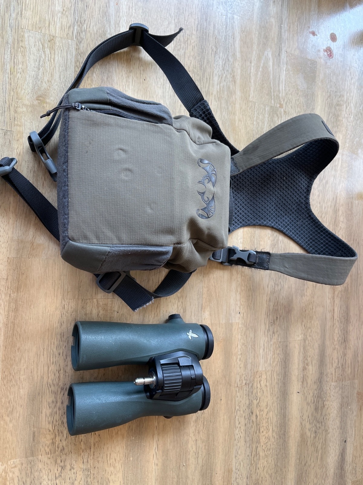 SWAROVSKI NL Pure 12x42 Binoculars with KUIU chest harness  - Used