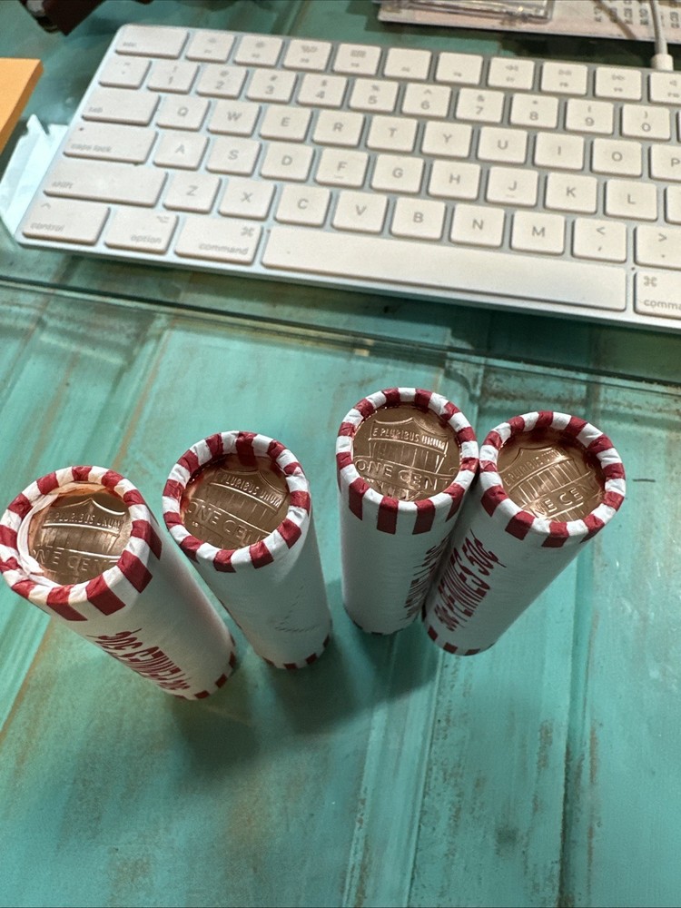 LINCOLN SHIELD CENT ROLL 50 COINS UNCIRCULATED UNKNOWN MINT. Shield On Both End.
