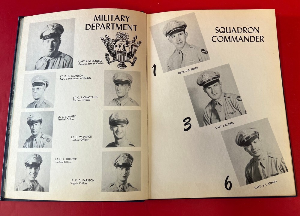 GOODFELLOW ARMY AIR FIELD PILOT CLASS BOOK 44-A