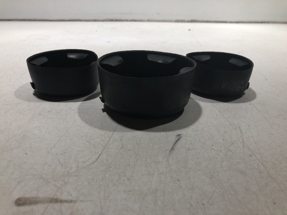 02-09 TRAILBLAZER ENVOY BRAVADA CONSOLE 3PC. RUBBER CUP HOLDER RUBBER INSERT OEM
