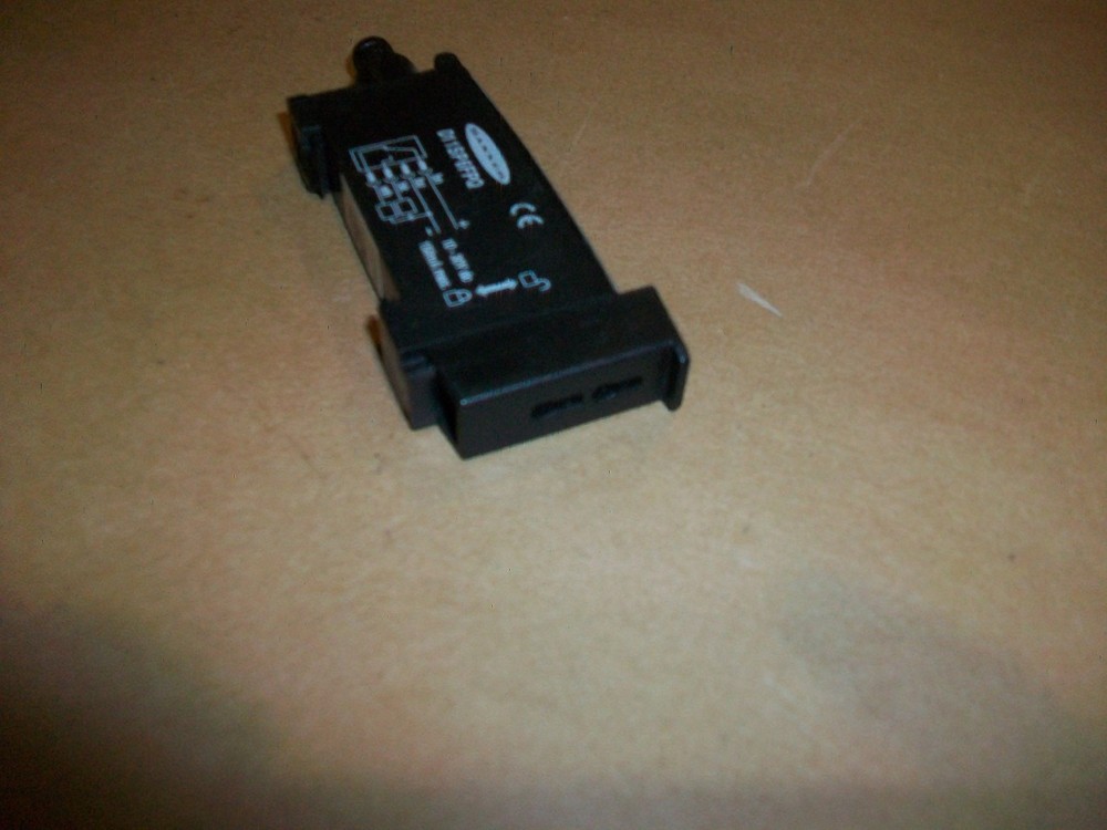 Banner Fiber Optic Sensor Amplifier D11SP6FPQ 10-30vdc