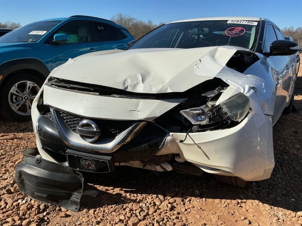 MAXIMA 2016 Glove Box 4929113