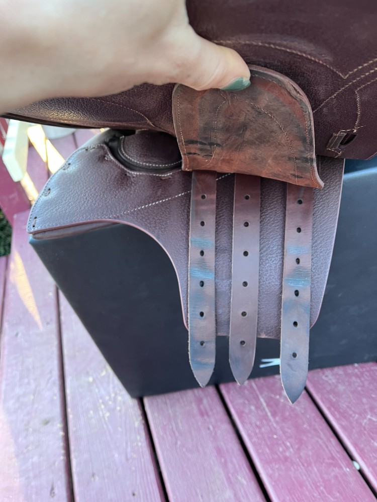 Devoucoux Chiberta Enara 2024 medium tree 17.5” 2AA flap