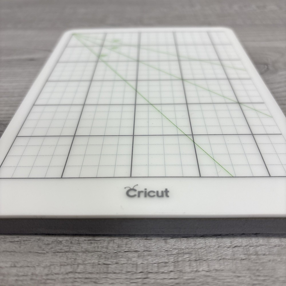 Cricut Self Healing Cutting Mat 5" x 7"