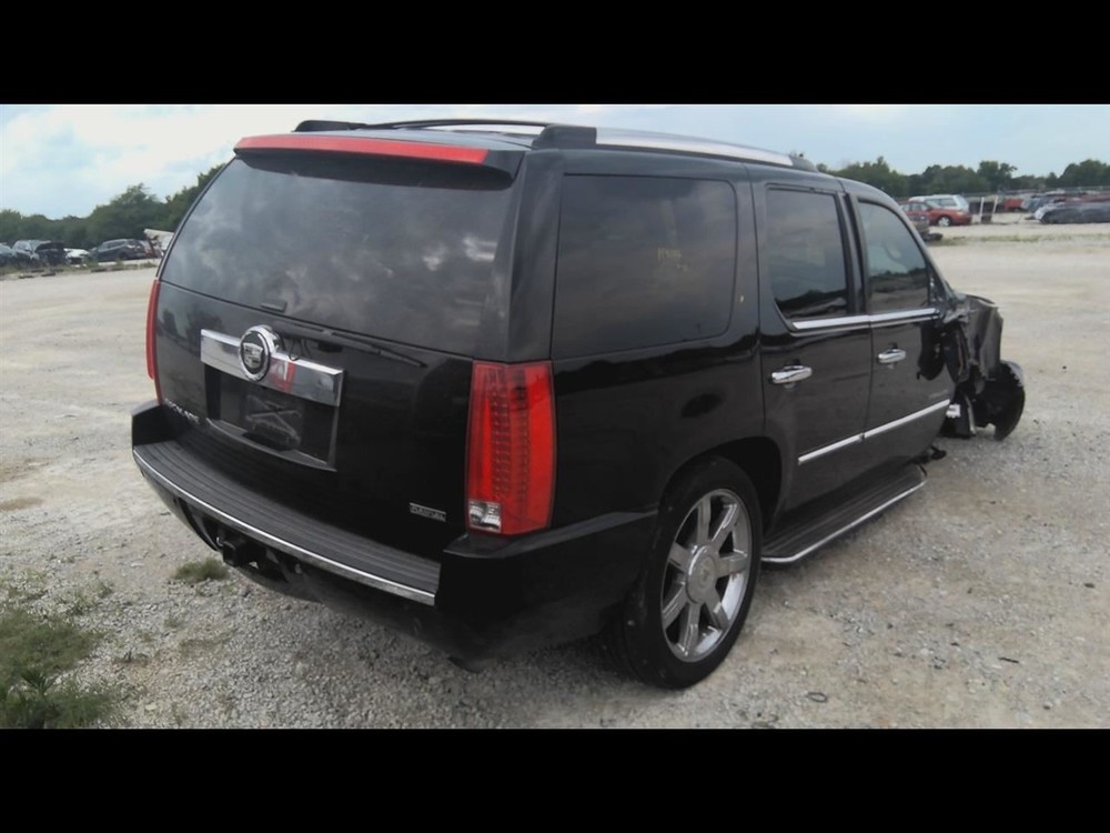 2012 CADILLAC ESCALADE Jack