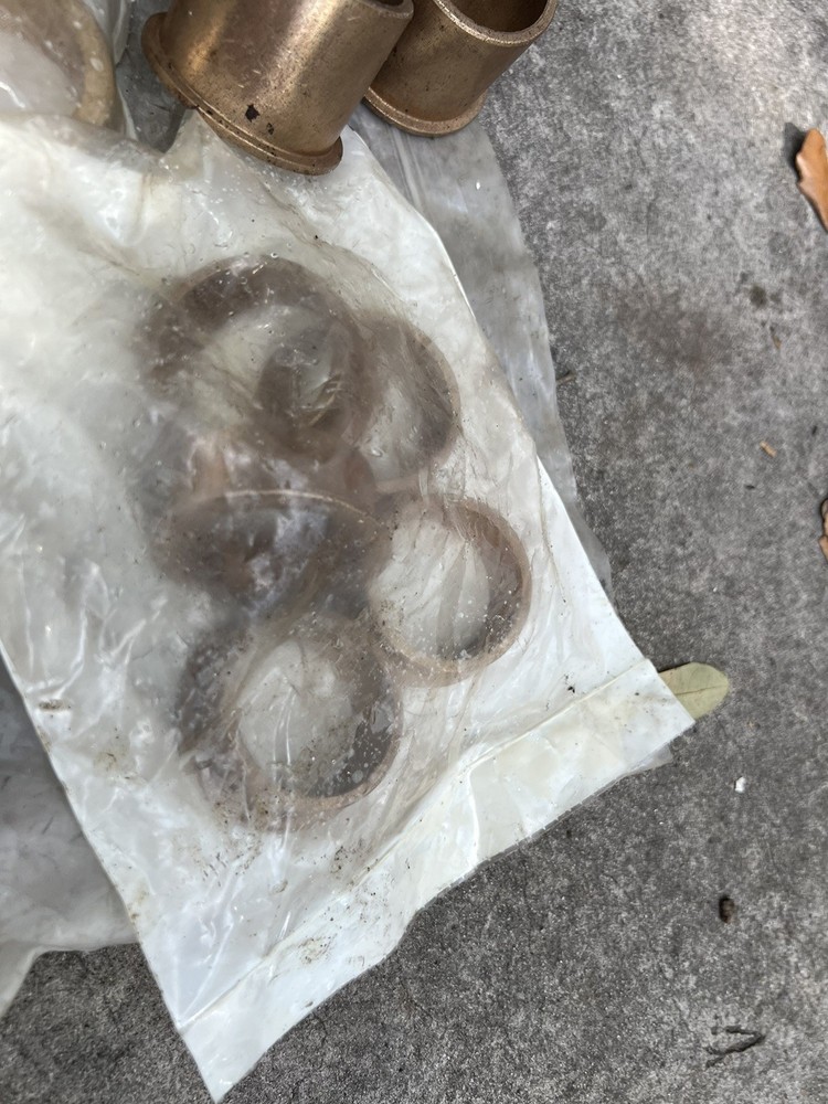 Bronze bushing mixed lot
