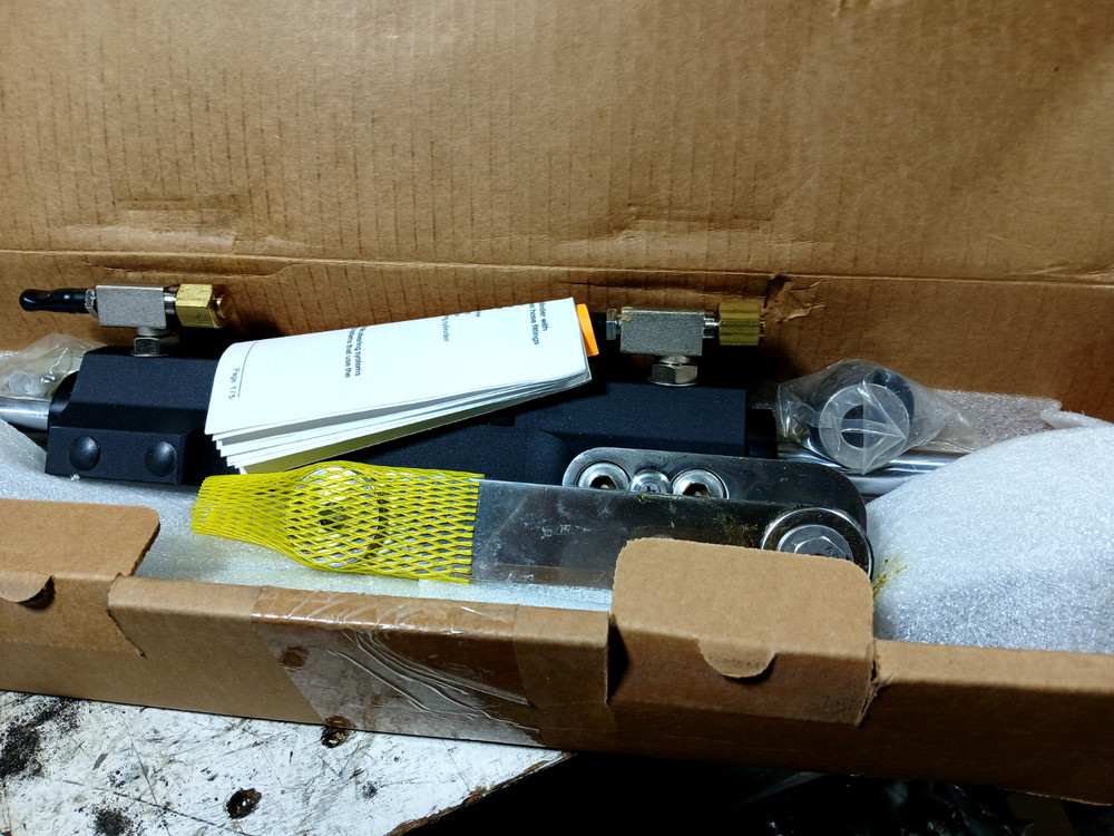 Mercury Steering Actuator 898349a11