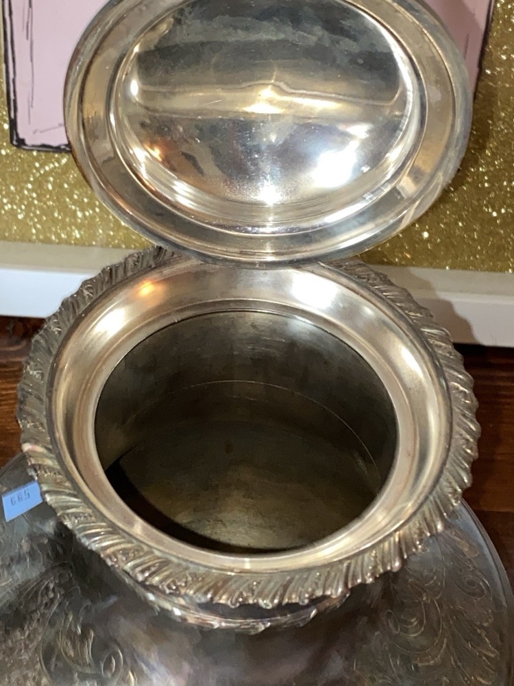 Silver plated Tea Pot With Wooden Handle /England