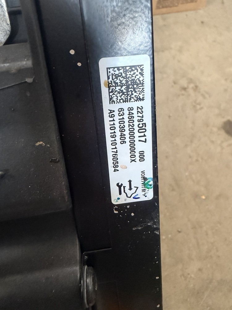 2011-2015 Chevy Volt Main Battery Controller Relay Unit Gen1