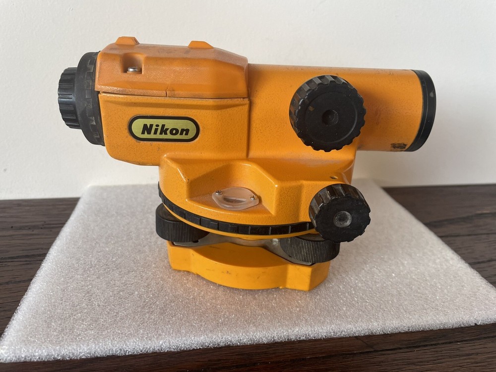 NIKON AX-1 automatic Surveyor Level