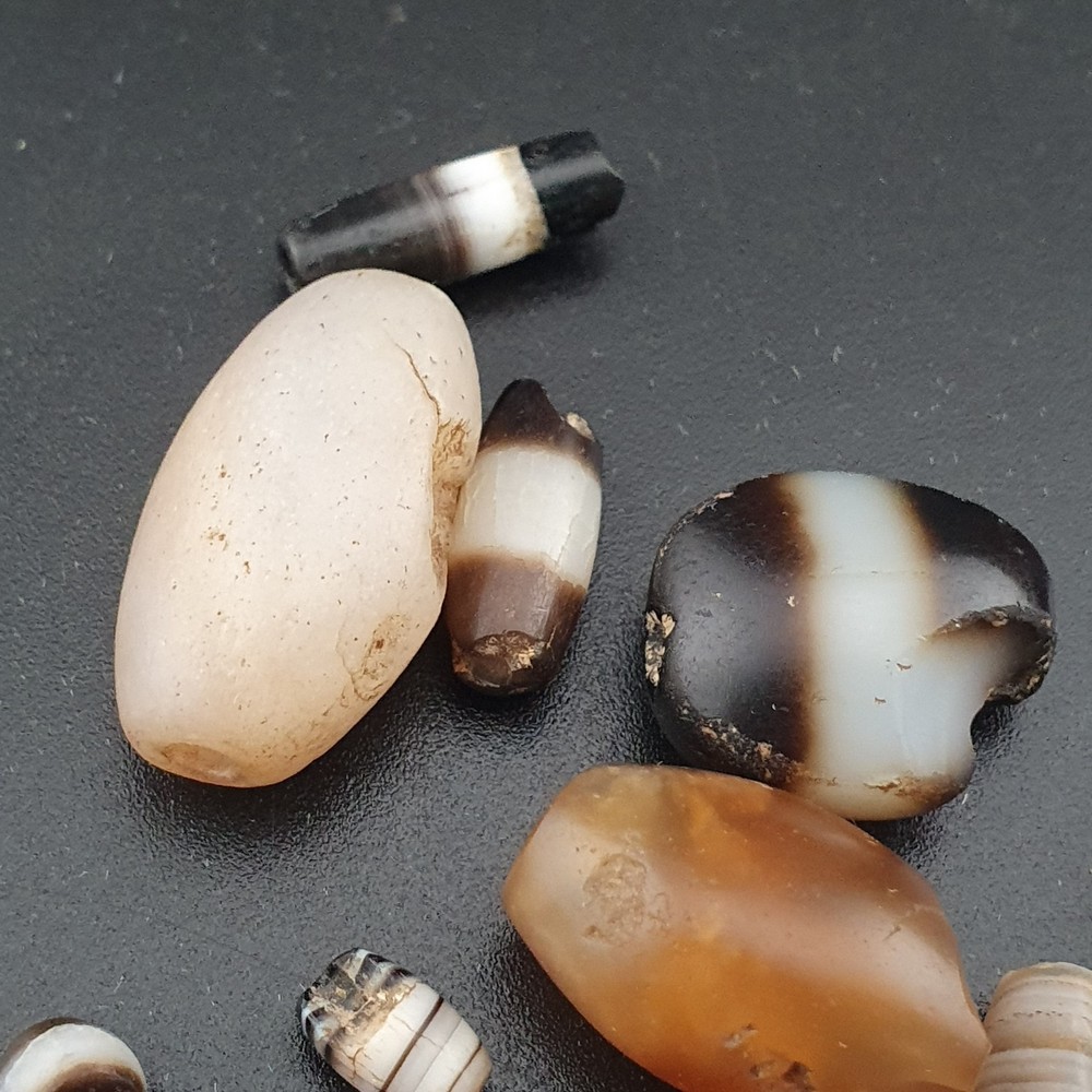 Ancient Suliemani Pattern Agate Beads Lot with Visible Damage