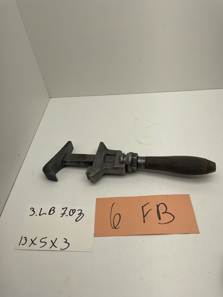 Vintage Bemis & Call Co. Adjustable Pipe Wrench 16