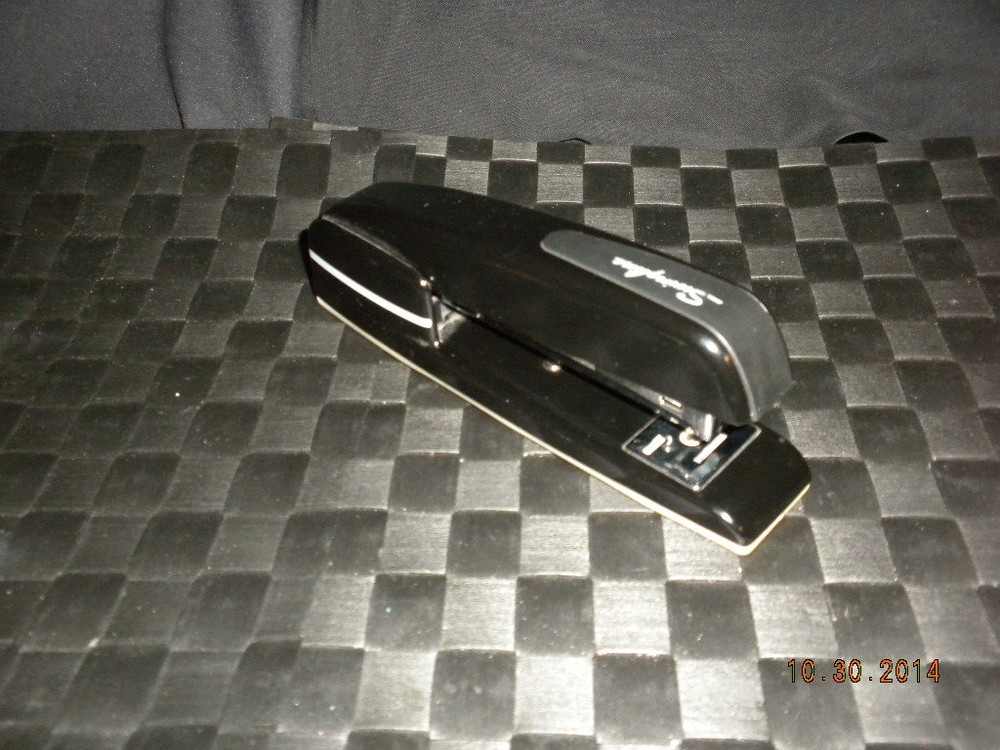 Swingline Black/Gray Stapler 7"