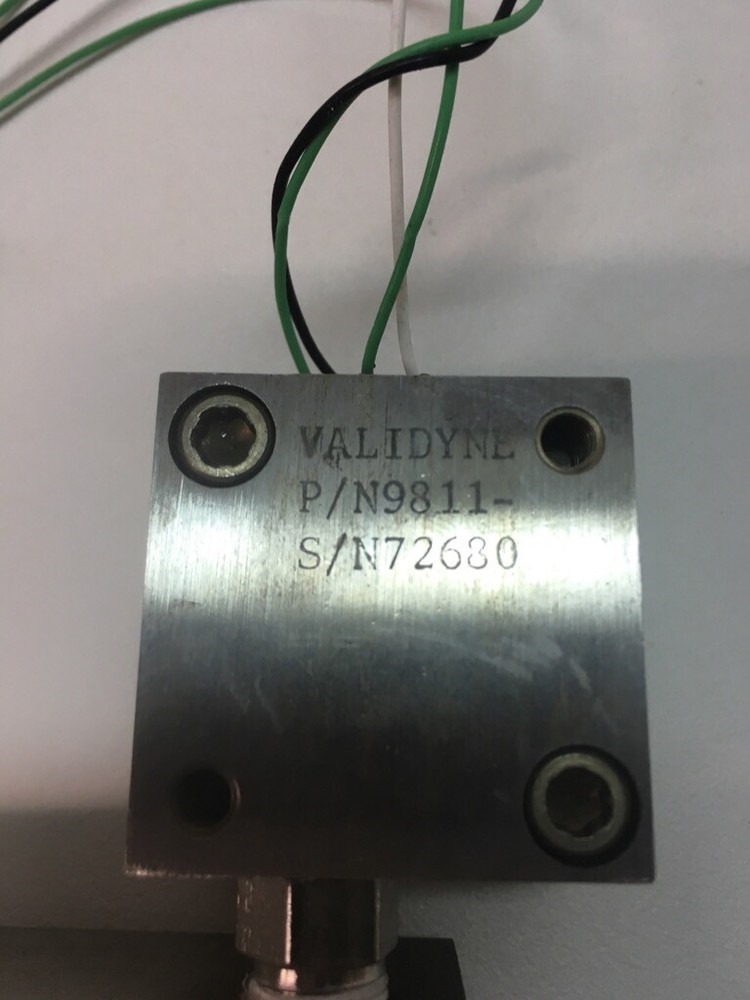 VALIDYNE S/N72680 P/N 9811- BLOCK MANIFOLD