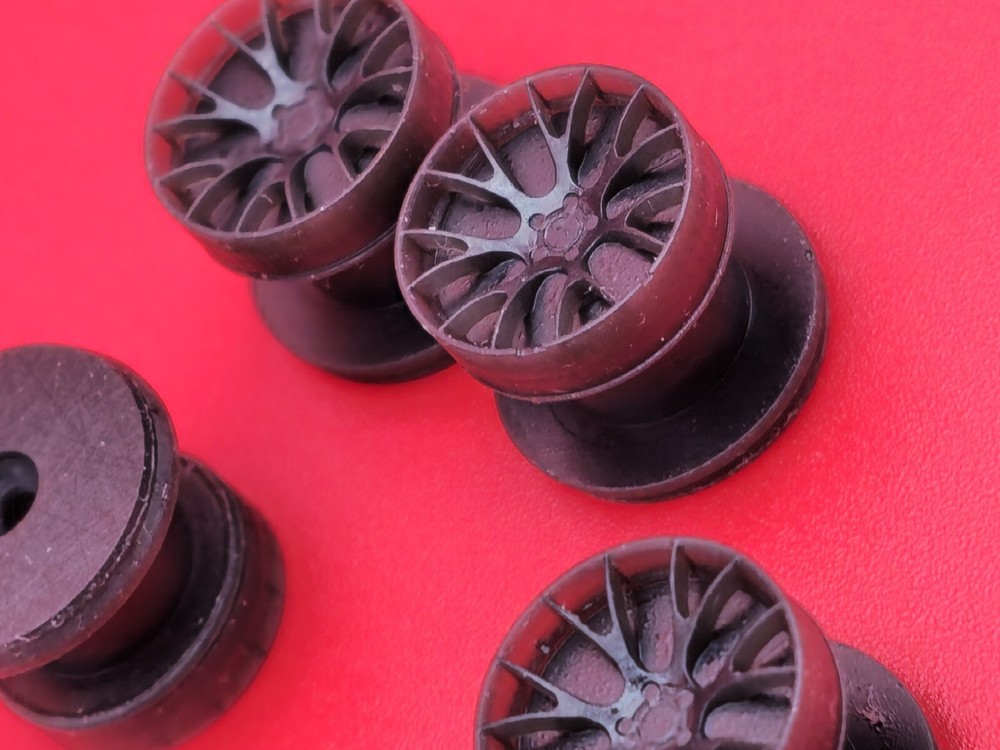 Stomper Custom Resin 3d Printed challenger mag wheels