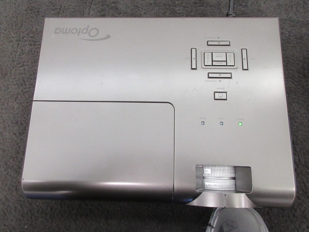 Optoma TH1060P DLP Projector