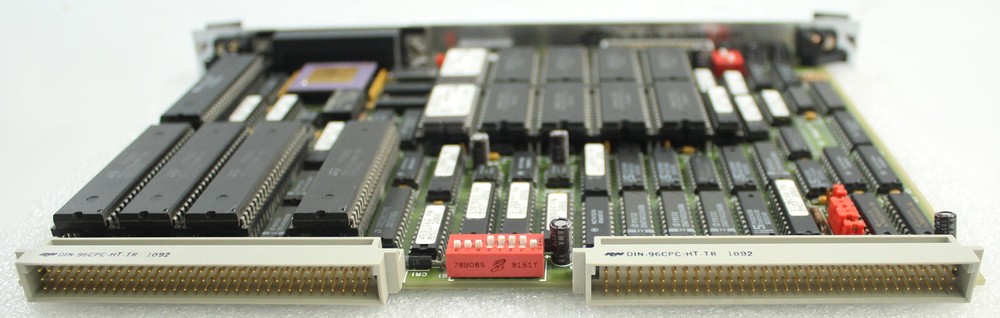 Motorola MVME 332XT Bus Controller 01-W3475B