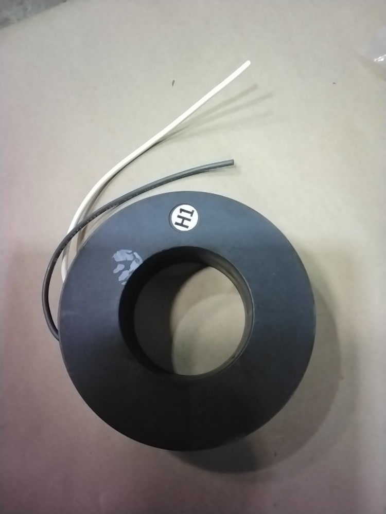 Square D Current Transformer 7RL-751B Ratio 750:5