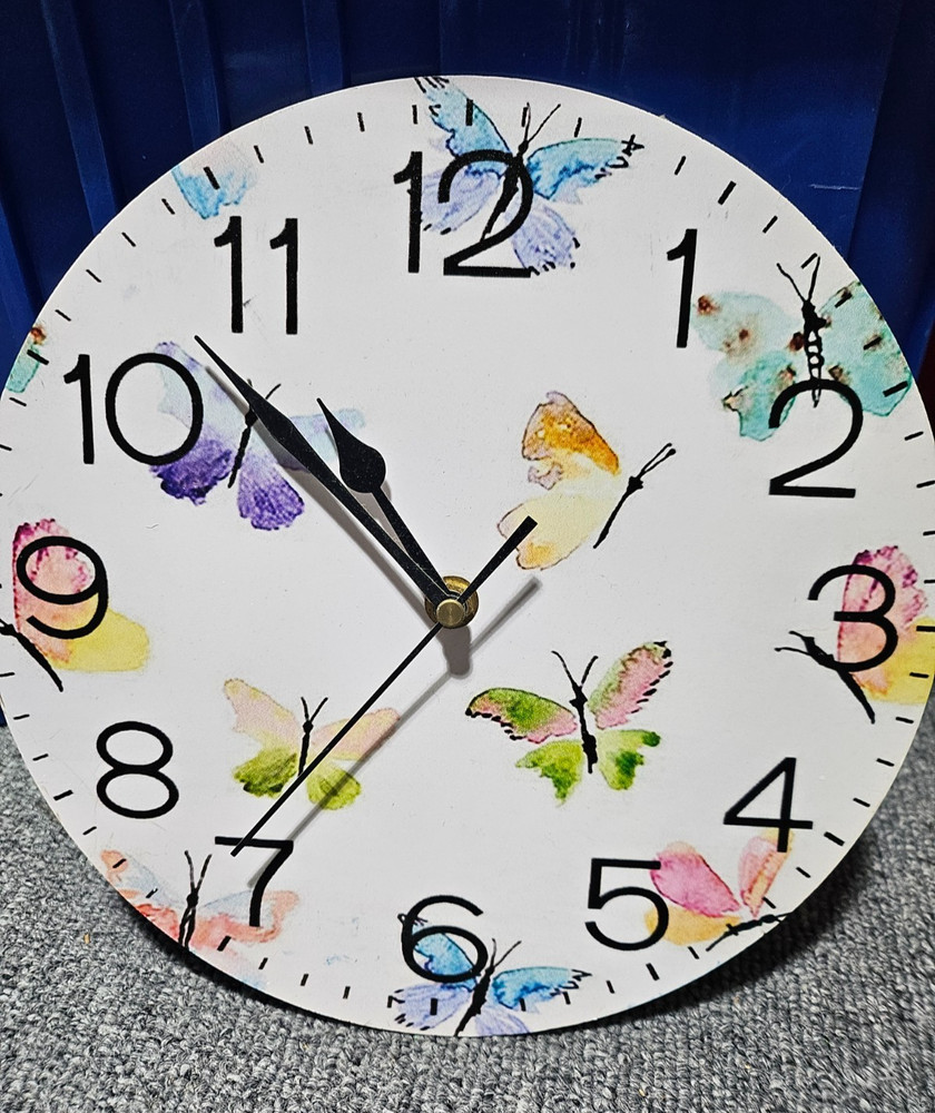 Butterfly Clock Works Perfectly 10"