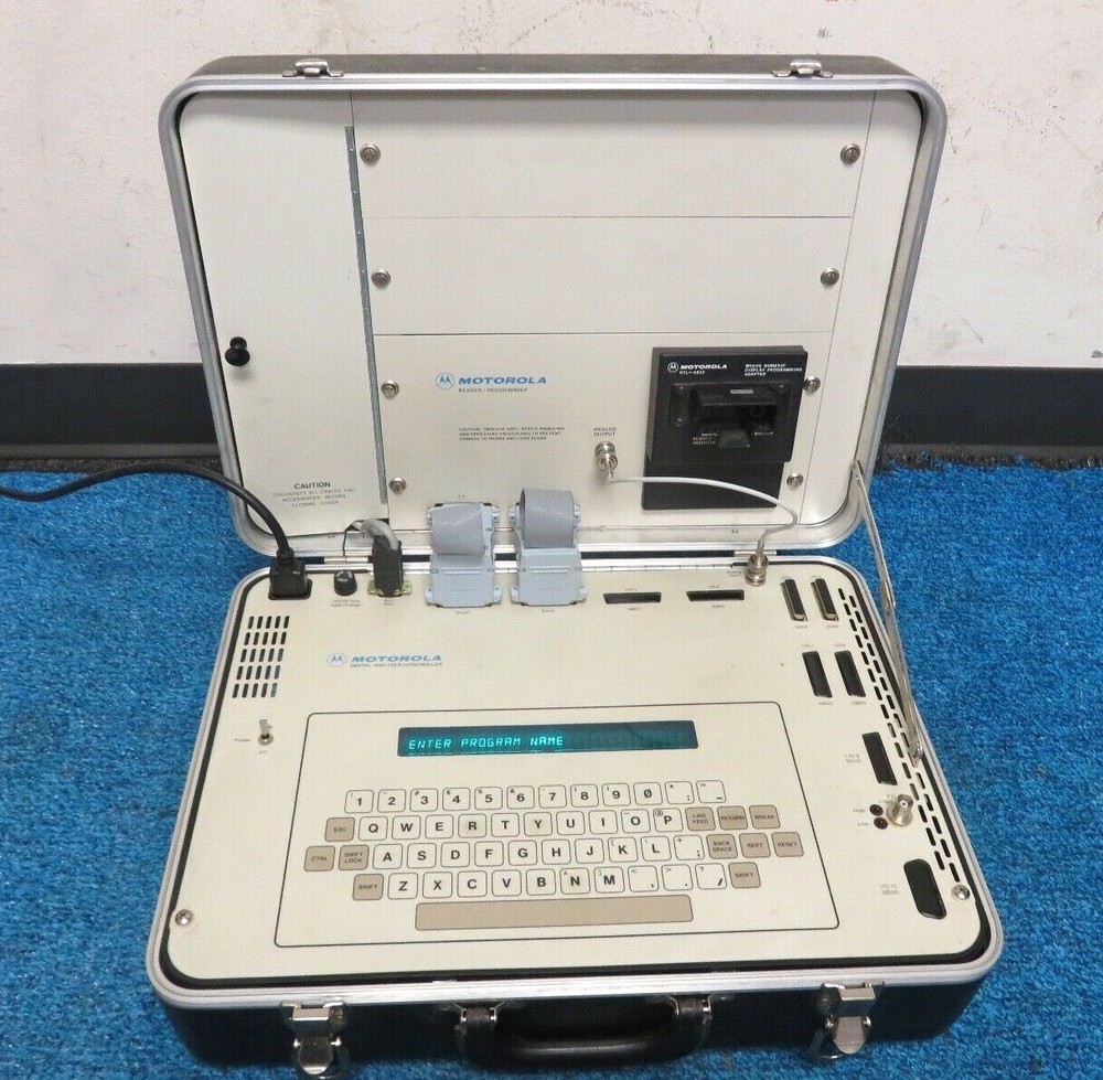 MOTOROLA R-1801A DIGITAL ANALYZER CONTROLLER READER PROGRAMMER RTL-5832