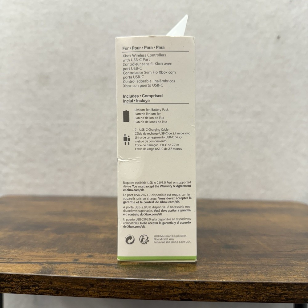 Microsoft Xbox Controller Rechargeable Battery + USB-C Cable Set