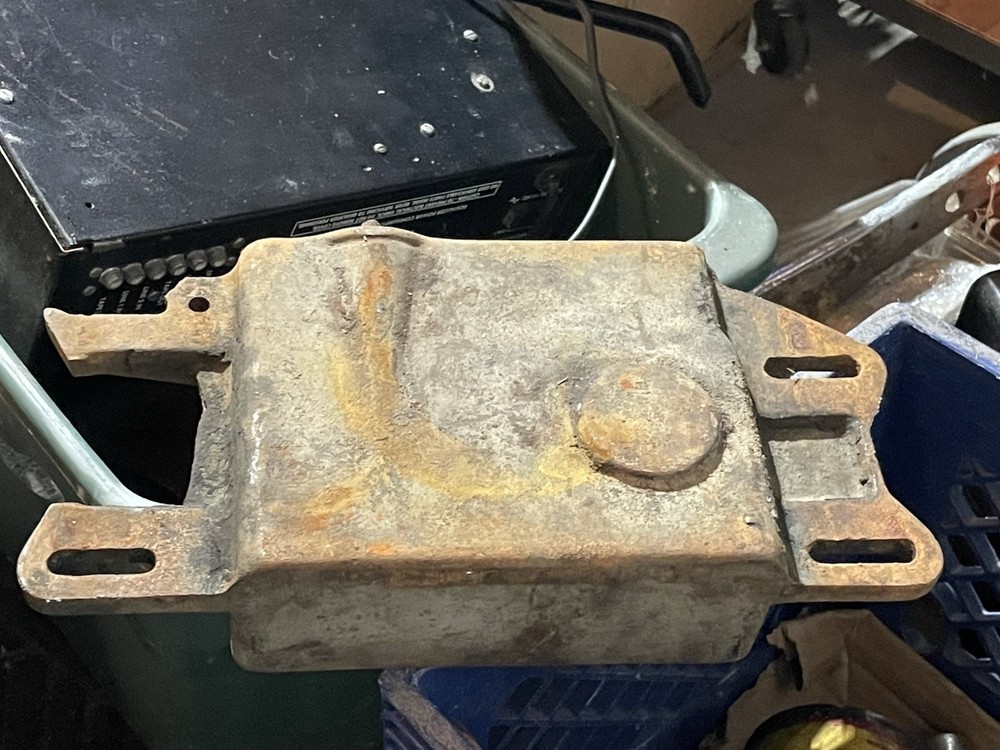 Maytag 92 single hit Miss Engine short deep fuel tank base.