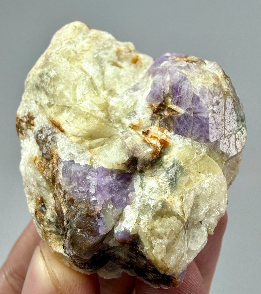 99 Gr. Fluorescent Sharp Tenebrescent Hackmanite Crystal with Winchite On Matrix