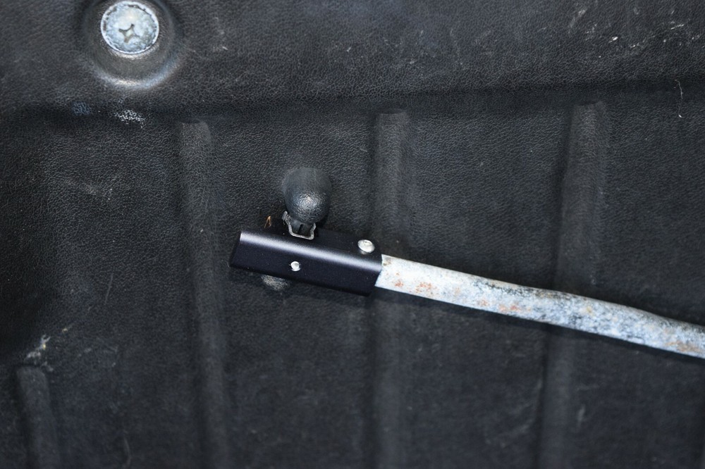 Billet Aluminum Geo Tracker / Suzuki Sidekick Rear Seat Prop Rod End