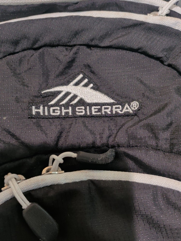 HIGH SIERRA WATER HYDRATION BACKPACK - NO BLADDER