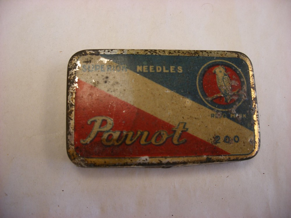 Phonograph Victrola Gramophone - Needle Tin - 200 Parrot - Empty