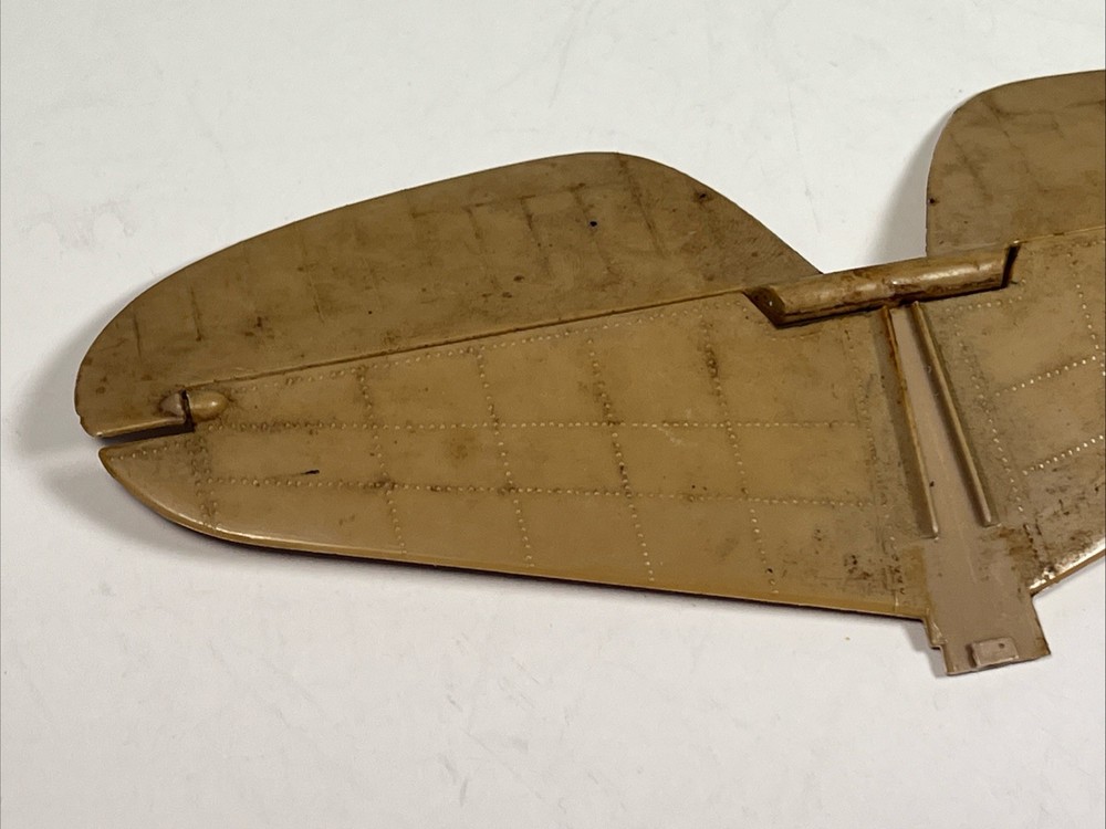 Cox Thimble Drome P-40 Warhawk Flying Tiger Stabilator Elevator Stabilizer Part