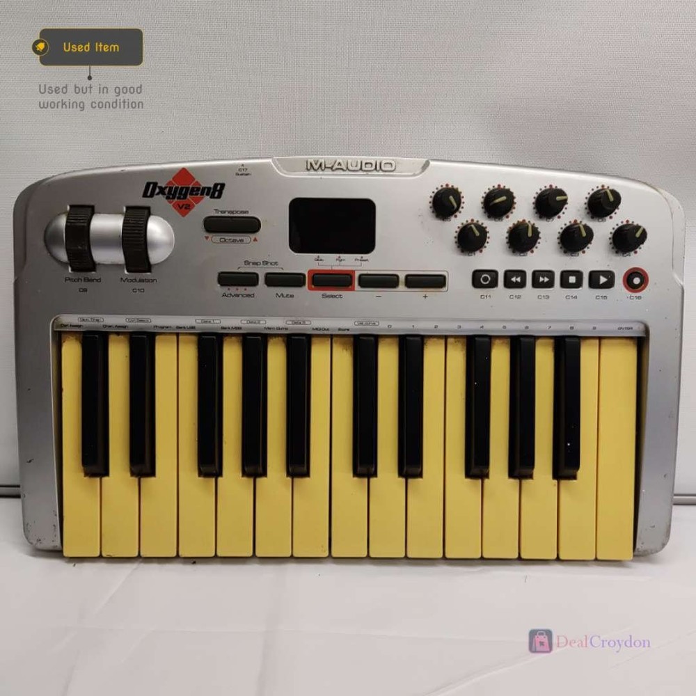 M-AUDIO OXYGEN 8 V2 PORTABLE 25 KEY CONTROLLER KEYBOARD