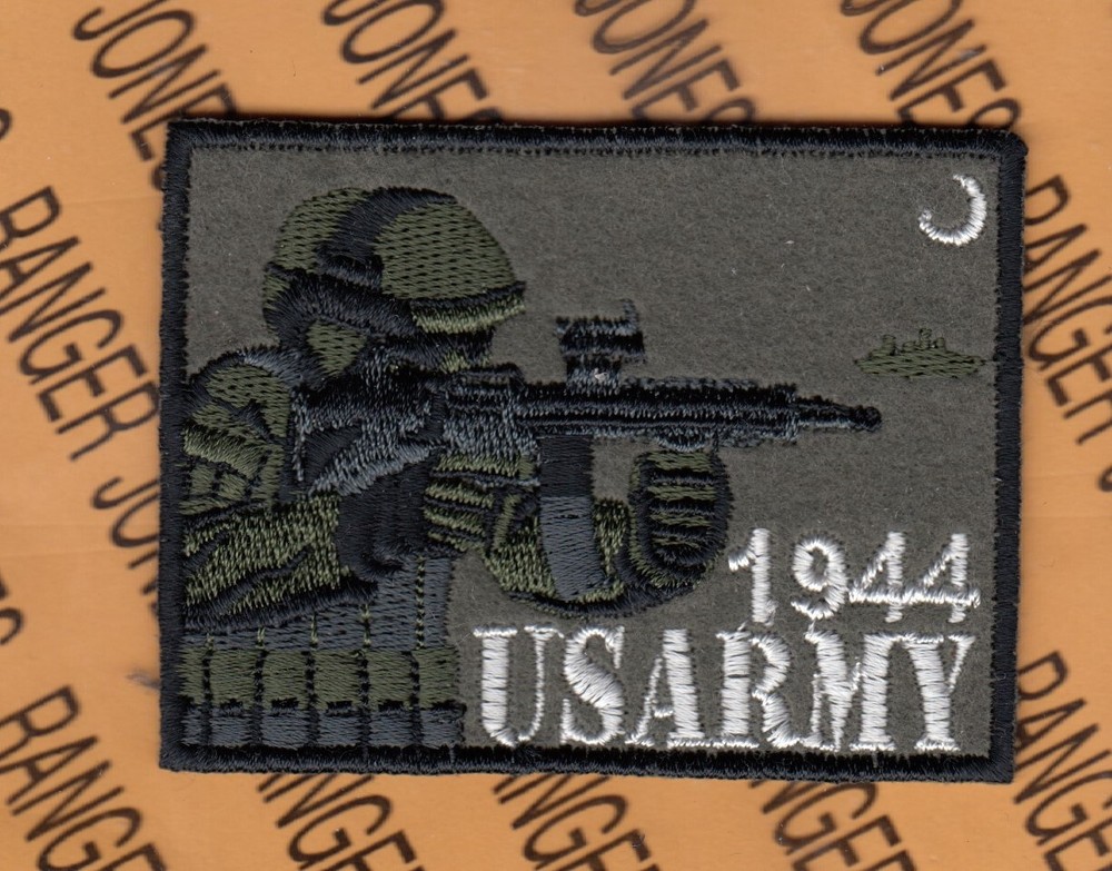 US Army 1944 Shooter Morale Hooah 3.25" patch c/e