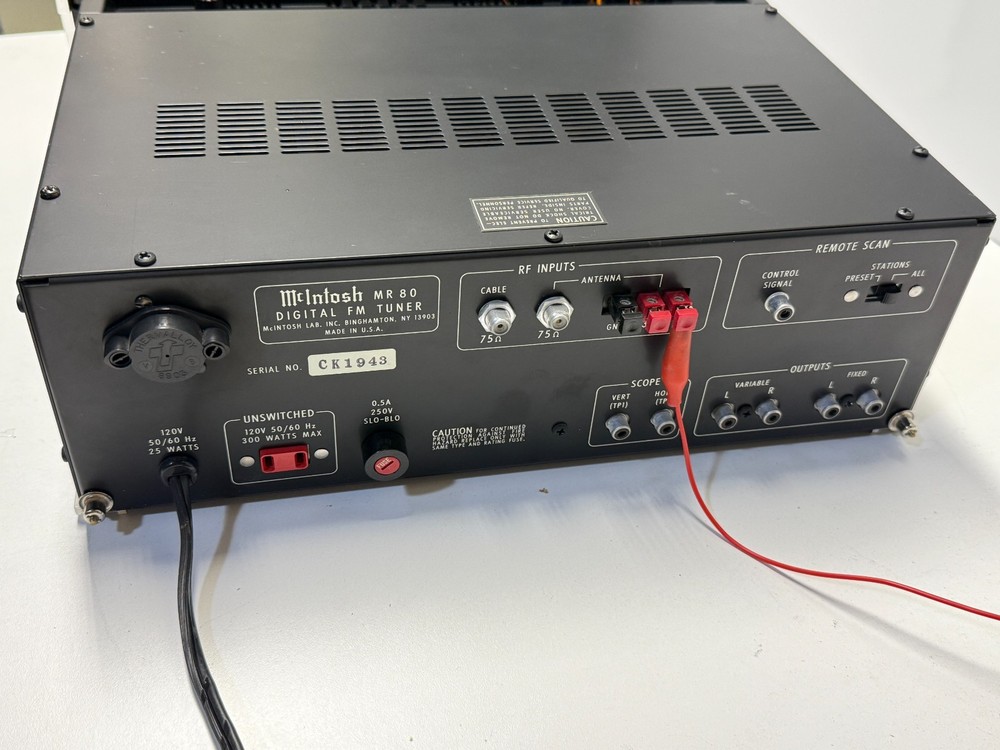 McIntosh MR-80 Tuner