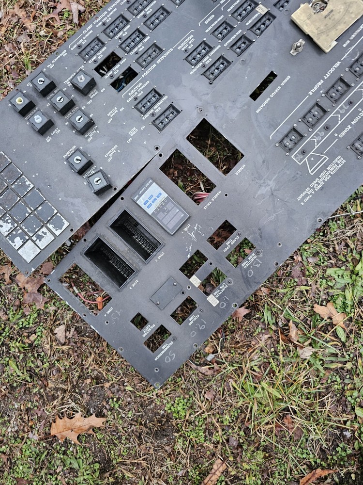 (2) NISSEI INJECTION MOLDING MACHINE CONTROL PANEL