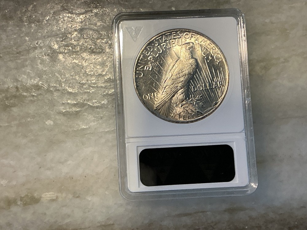 1922 Silver Peace Dollar MS64