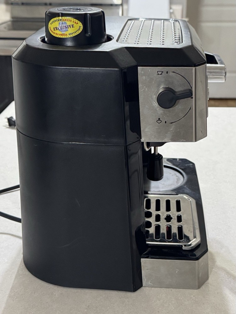 De'Longhi BCO330T Combination Drip Coffee and Espresso Machine - See Description