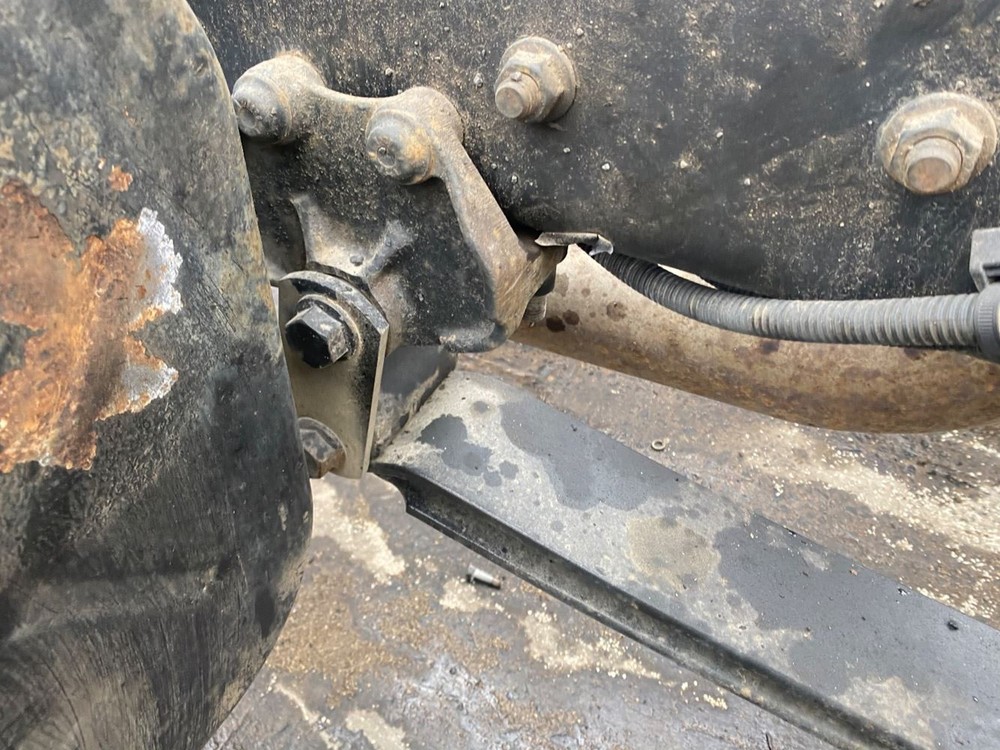 Front Leaf & Springs N/A Used P-13414