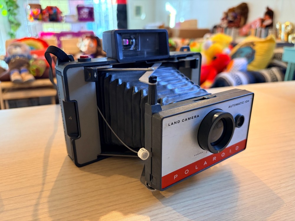 Polaroid Land Camera Automatic 104 Folding Instant Camera Untested Vintage
