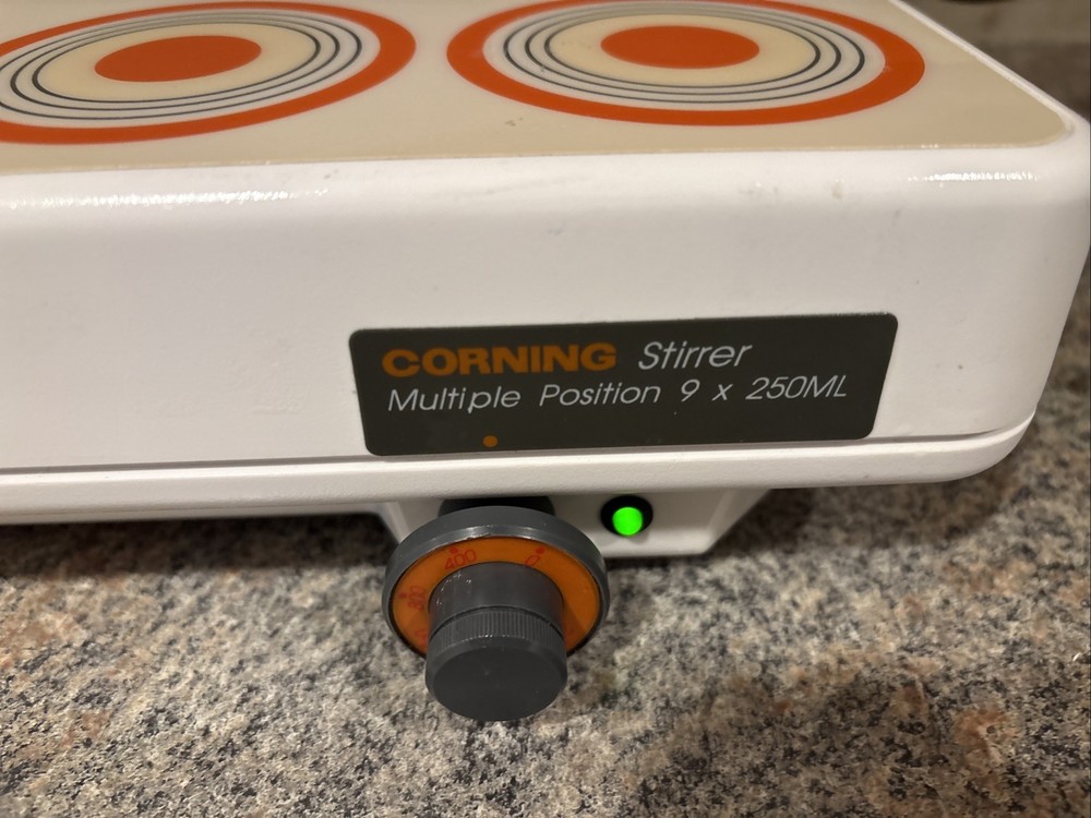 Corning 9 Position Stirrer / Only 8 positions work! 8x250ML Stirrer
