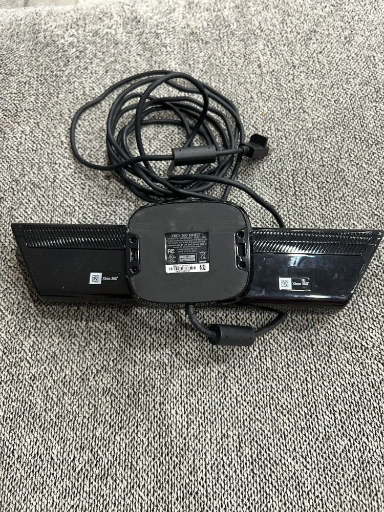 MICROSOFT Xbox 360 KINECT Black Sensor Bar Model # 1473