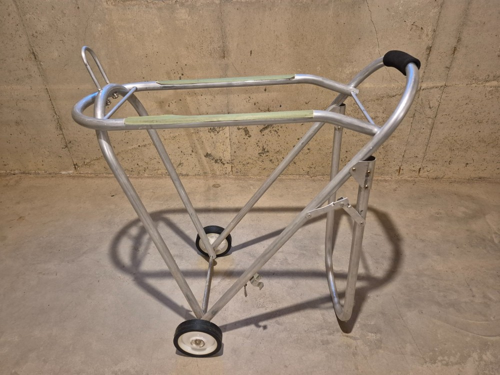 Saddle Stand foldable with wheels