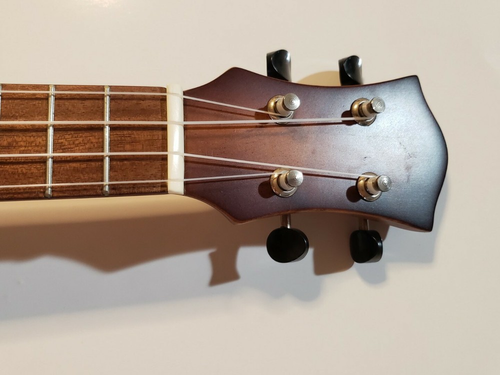 Ukulele Pineapple Soprano Solid Wood