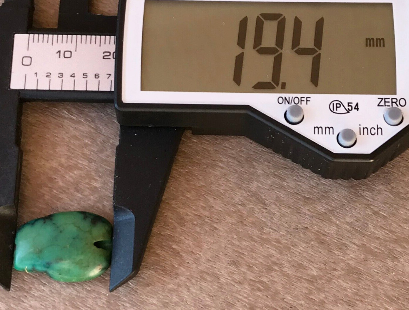 RARE ANTIQUE VERY OLD TIBETAN TURQUOISE BEAD - BEAUTIFUL WORN PATINA!