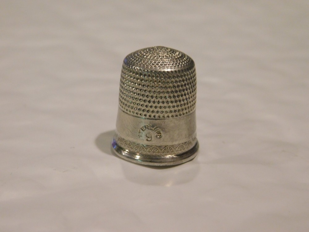 (47A) Sterling Silver Sewing Thimble
