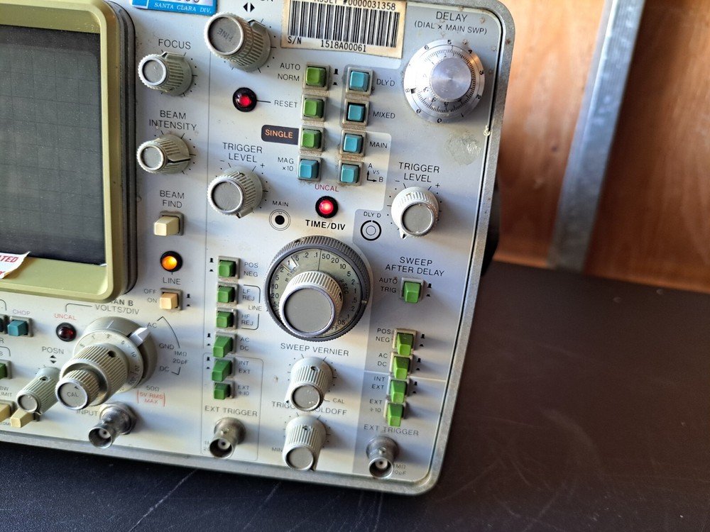 HP 1741A 100MHz Oscilloscope