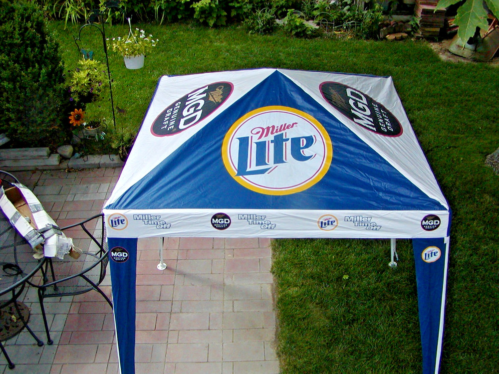 MILLER LITE 5' X 5' TAILGATE CANOPY
