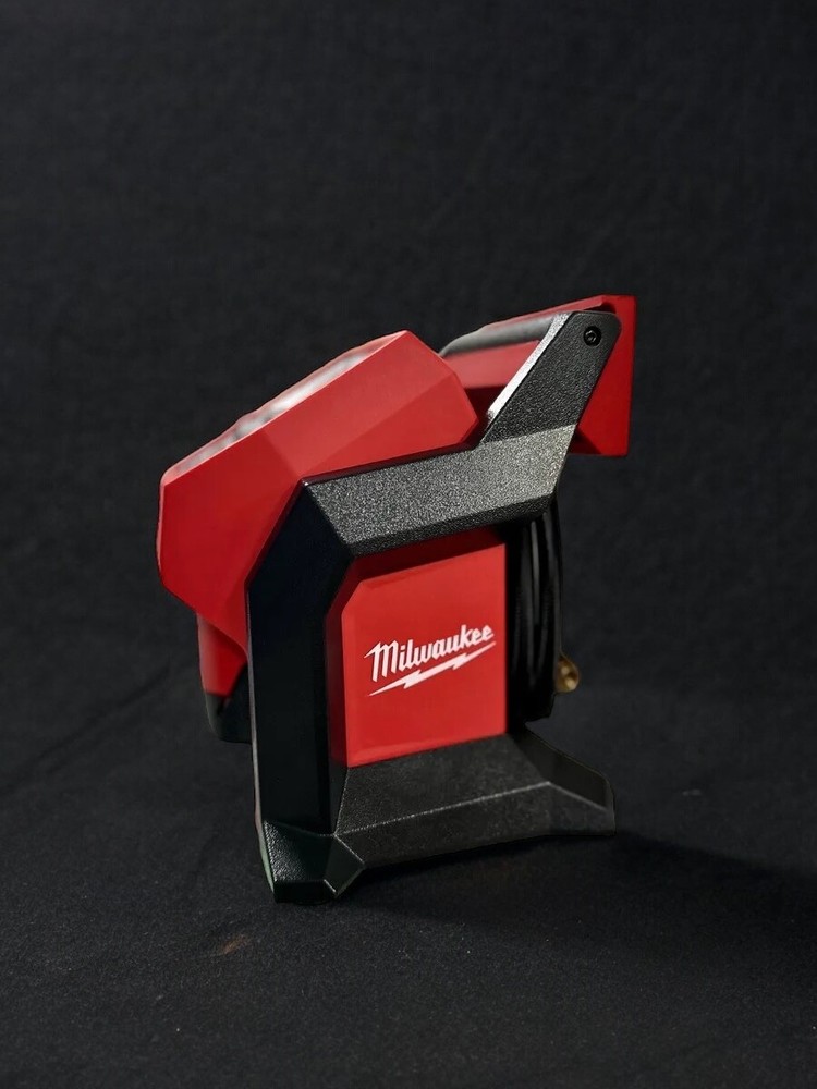 Milwaukee M12 Compact Inflator Wall Mount Red