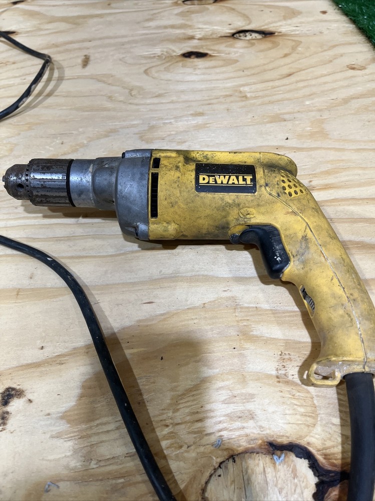 DEWALT DW235G 1/2" Variable Speed Corded Drill (TOOL ONLY) Tested